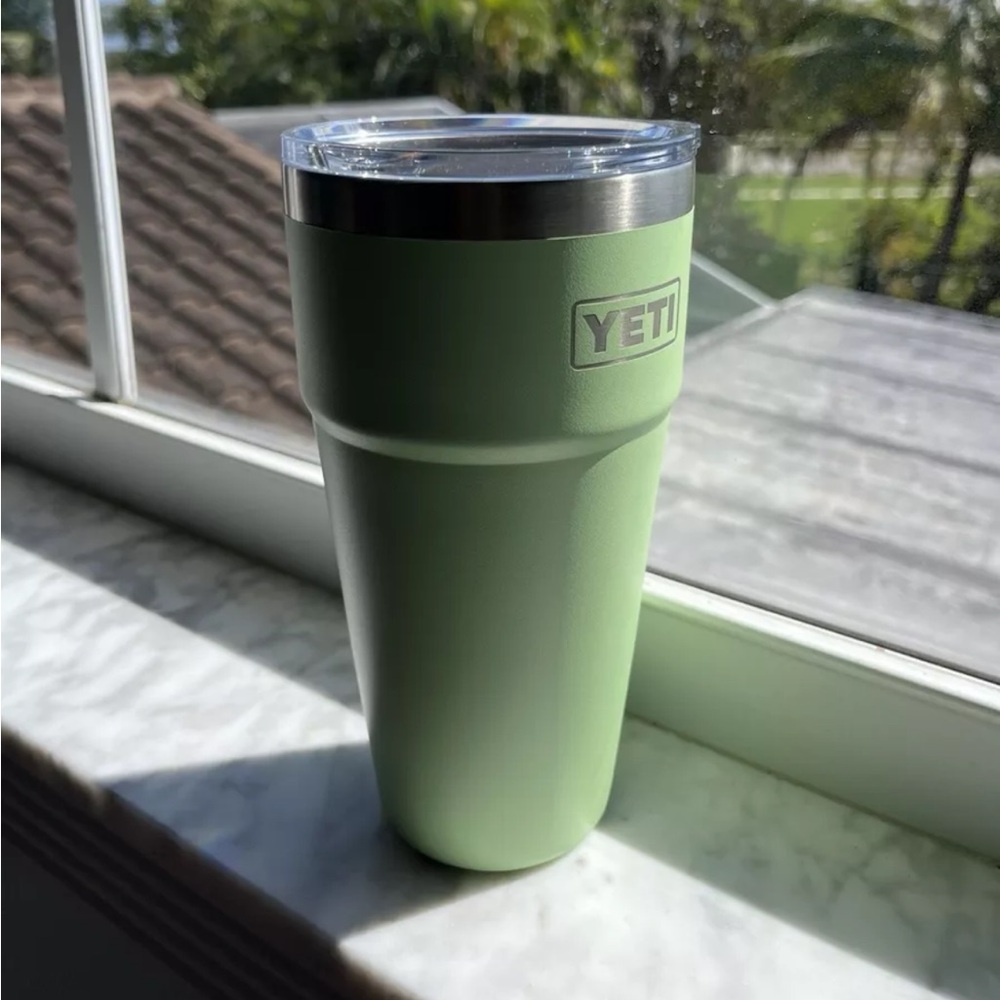 YETI Rambler 20oz
Limited Edition Key Lime